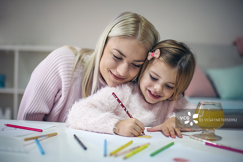 我爱你，我的小女孩图片素材