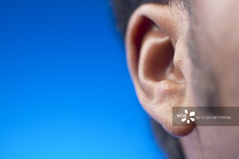 男士鬓角的头部特写图片素材