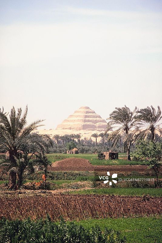 埃及塞加拉阶梯金字塔图片素材