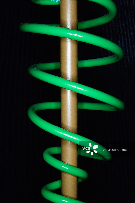 绕杆螺旋图片素材