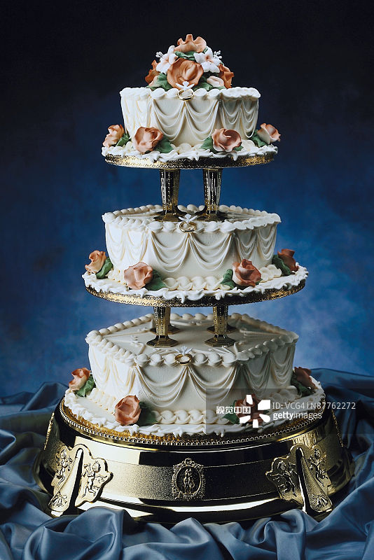 桌上蛋糕特写镜头图片素材