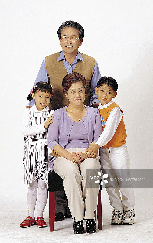 祖父母和孙子孙女图片素材