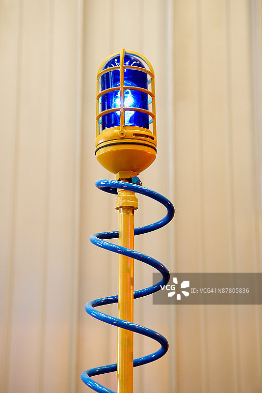 杆子上的户外灯图片素材