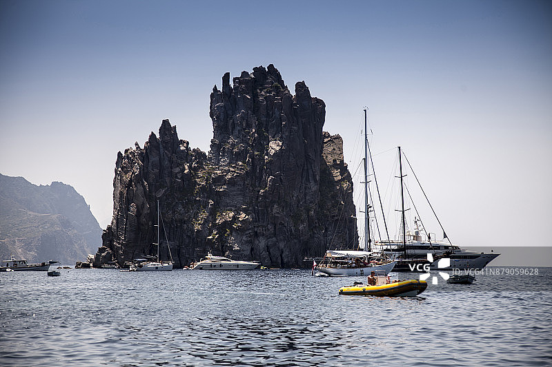 意大利墨西拿帕纳雷亚岛海景图片素材