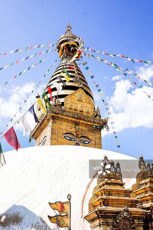 尼泊尔加德满都斯瓦扬布纳特佛塔（猴庙）景色图片素材