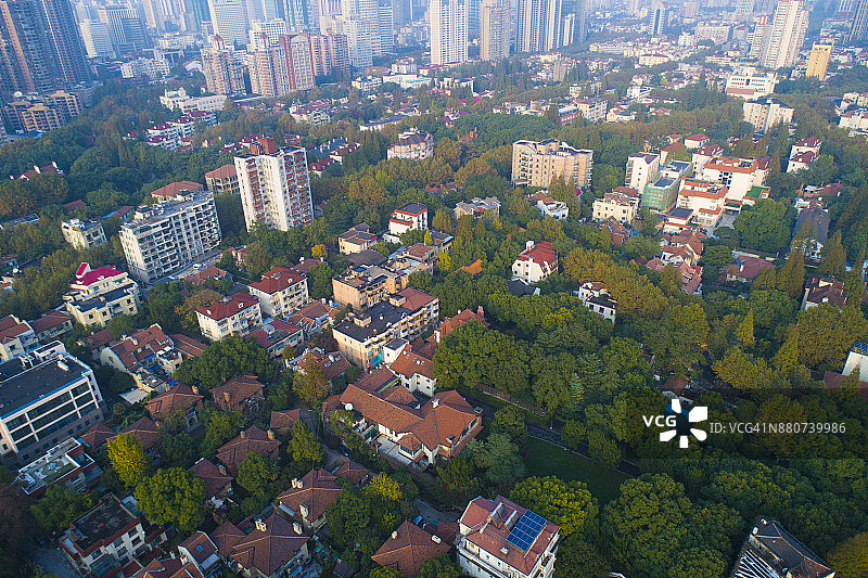 上海淮海路沿线百年老建筑秋季航拍景色图片素材