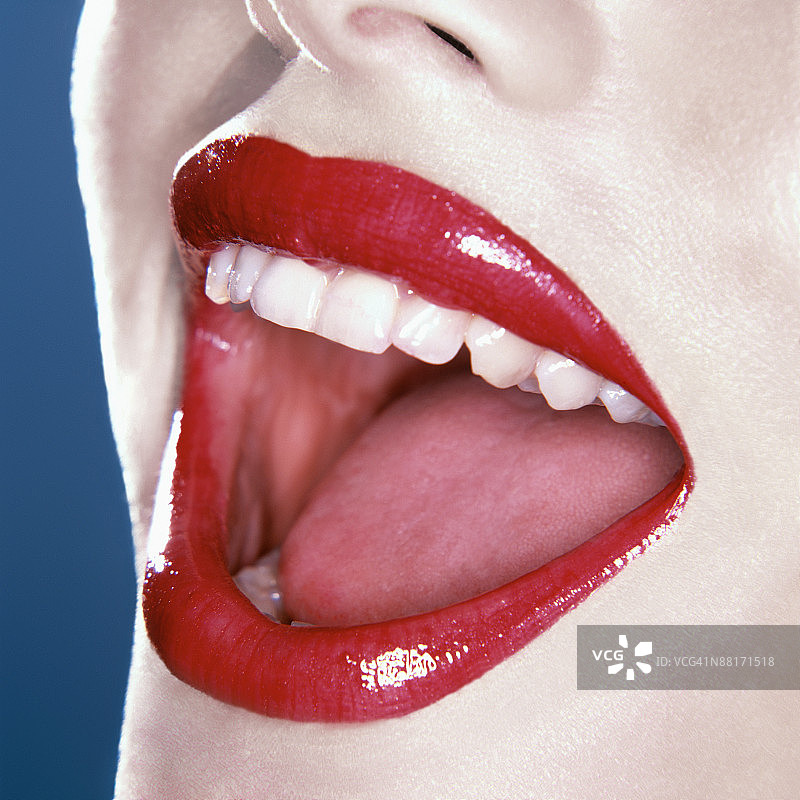 张开的嘴巴图片素材