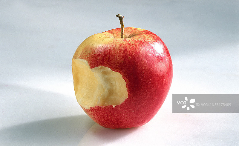 咬过的苹果图片素材
