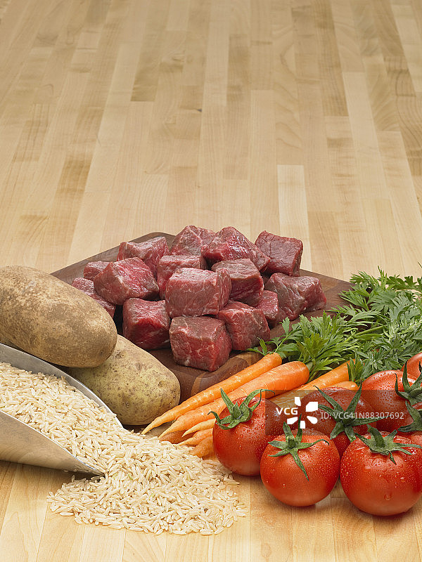 炖牛肉食材图片素材