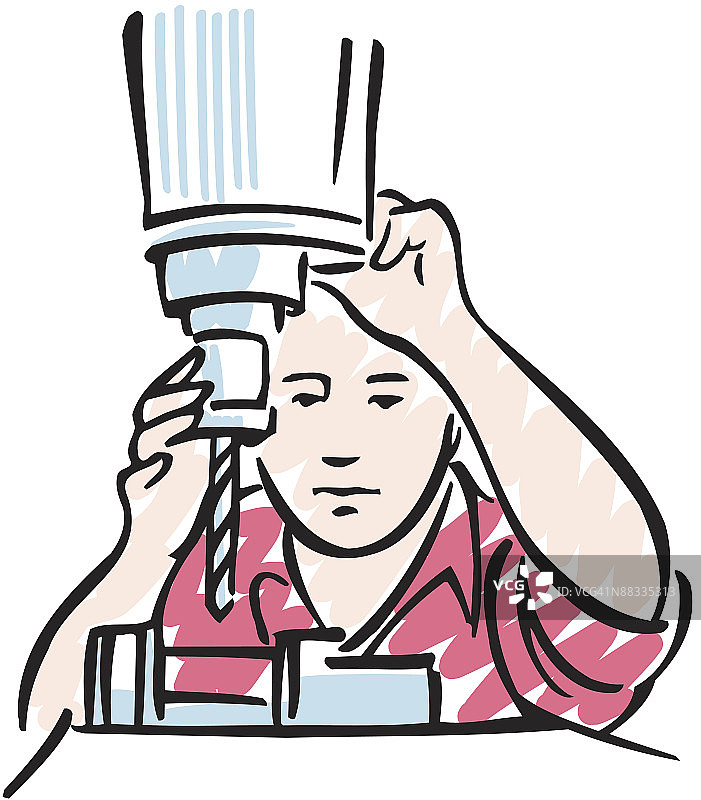 男子操作液压铲车（镜头光晕）图片素材