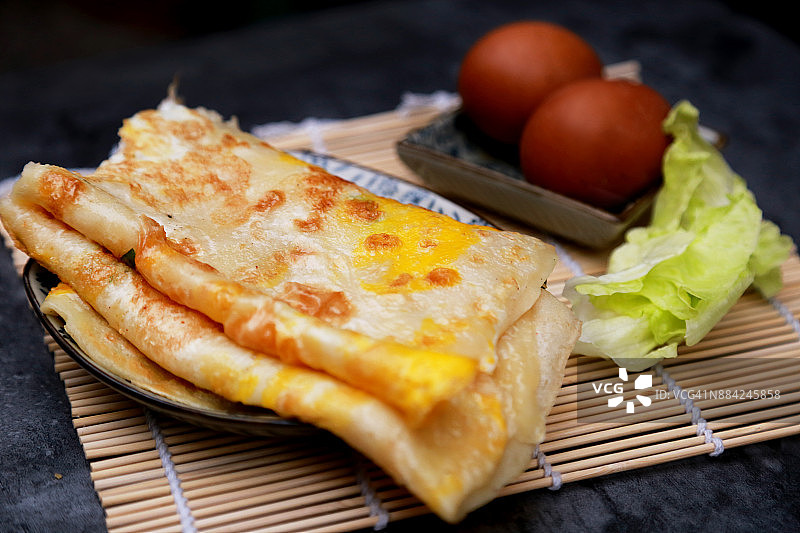 中式早餐蛋饼图片素材
