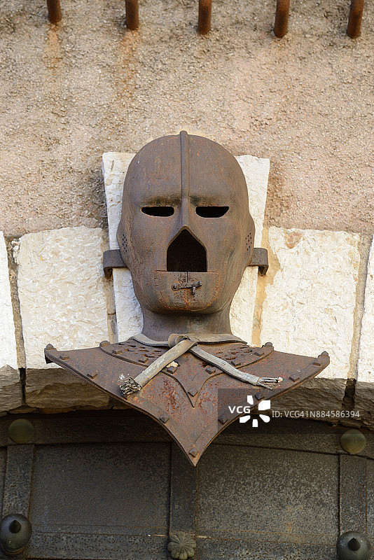 戛纳：铁面人节上的铁面人（12世纪）图片素材