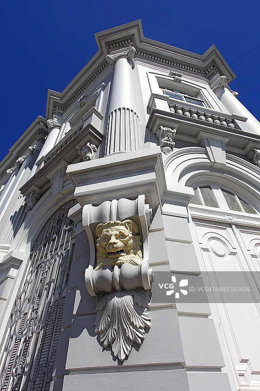 巴西塞阿拉州福塔莱萨市中心，Adolfo Caminha街和Alberto Nepomuceno大道拐角处的建筑物，财政部图片素材