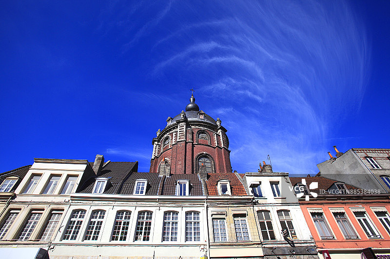 法国杜埃圣皮埃尔教堂图片素材