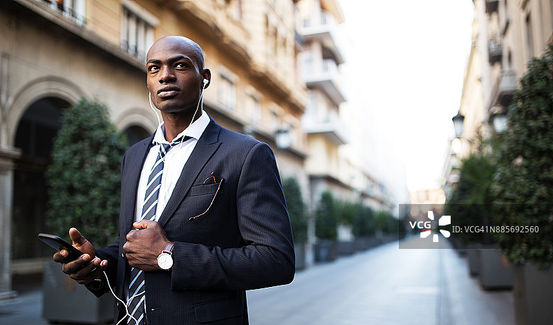 严肃的非洲商人图片素材