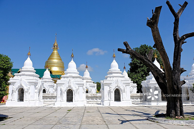 缅甸曼德勒固都陶佛塔图片素材