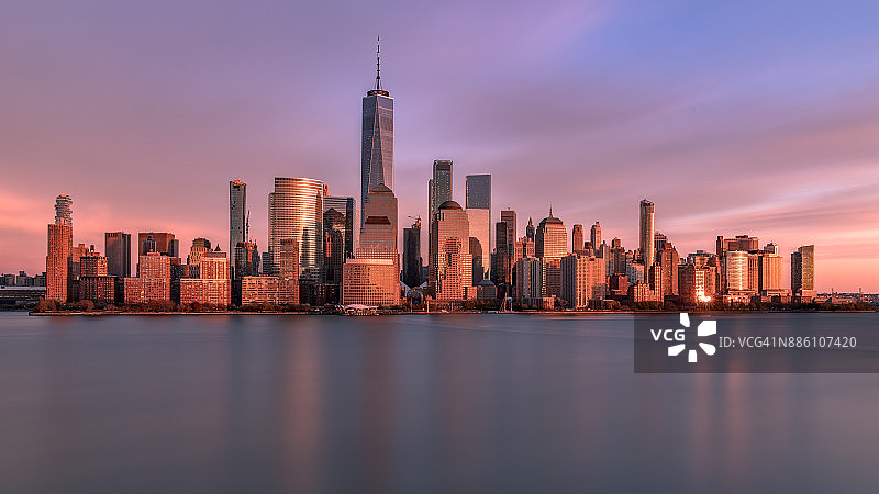 美国纽约曼哈顿日落天际线图片素材