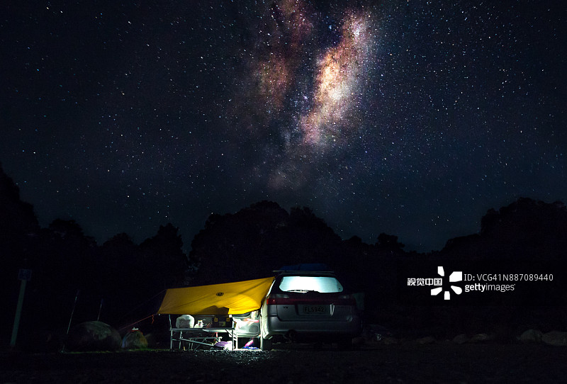 马普里卡湖的银河图片素材