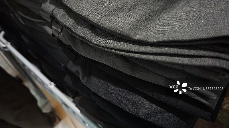 一堆裤子图片素材