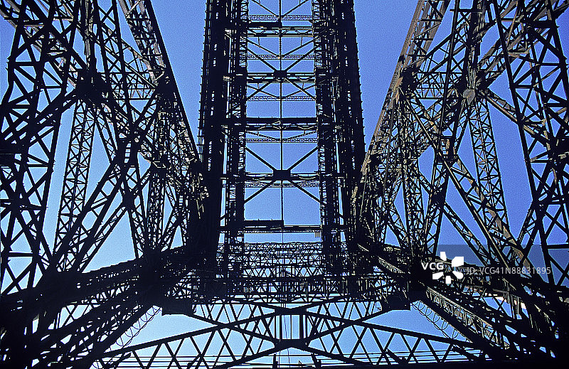 桥梁钢梁图片素材