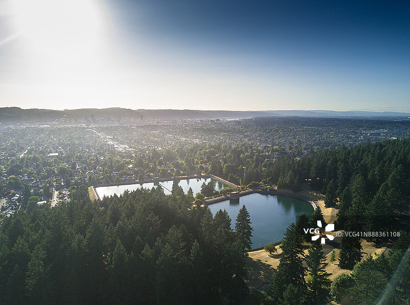 晴天航拍俄勒冈波特兰图片素材