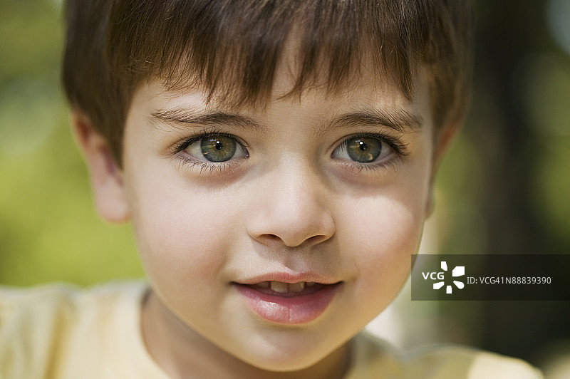 男孩的特写图片素材
