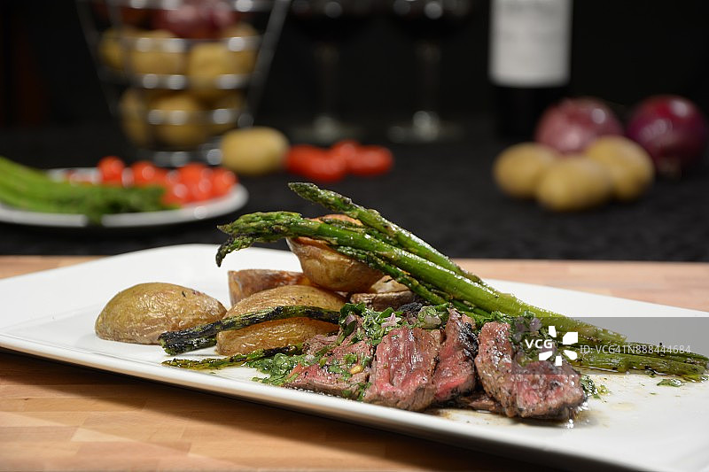 烤裙边牛排图片素材