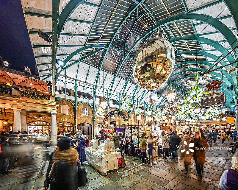 圣诞节期间的伦敦考文特花园市场图片素材