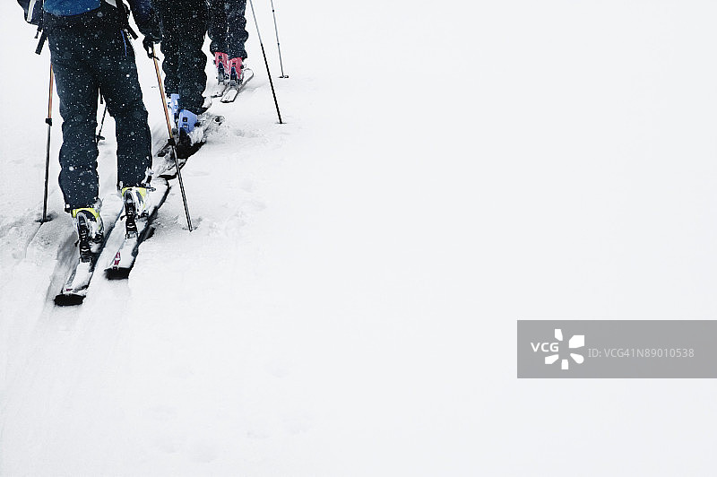 滑雪者越野滑雪图片素材