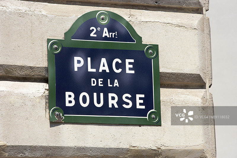 巴黎证券交易所街道标志图片素材