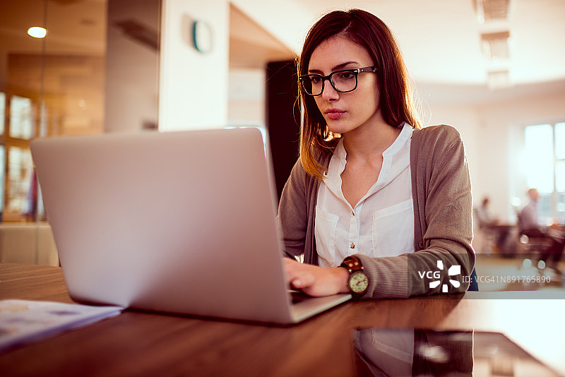 办公室工作图片素材