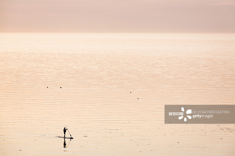 圣劳伦斯河上的马塔内小桨板图片素材