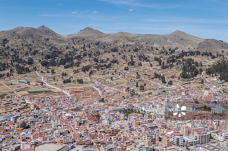 玻利维亚科帕卡瓦纳的卡瓦里奥山景色图片素材