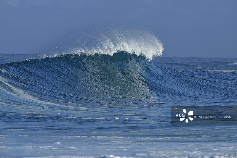 巨浪。瓦胡岛，夏威夷，美国，太平洋岛屿，太平洋。图片素材