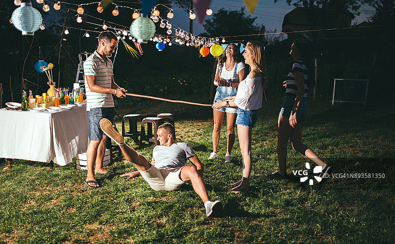 户外聚会图片素材