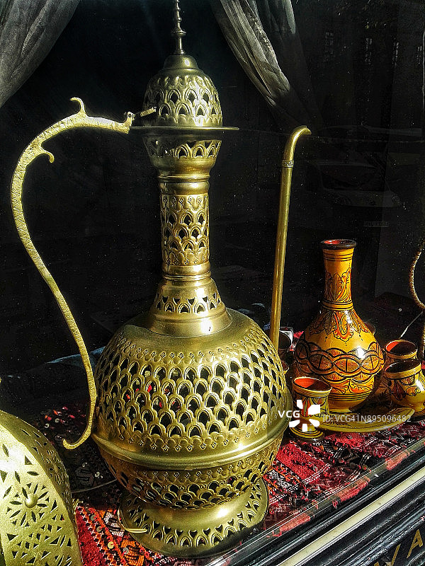 西班牙马德里：摩洛哥茶壶图片素材