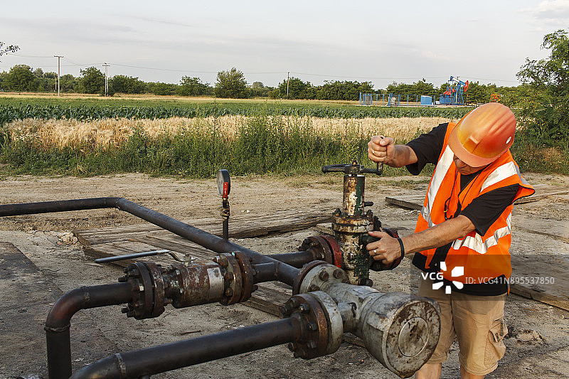 油田工人图片素材