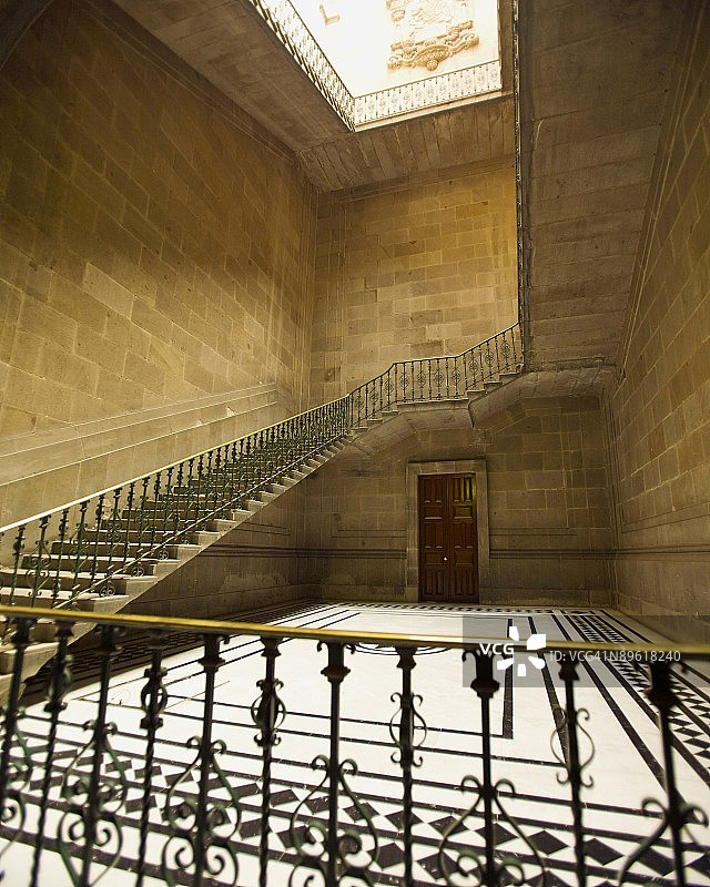 走廊与楼梯图片素材