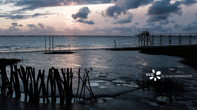 法国维特雷泽的渔民房屋图片素材