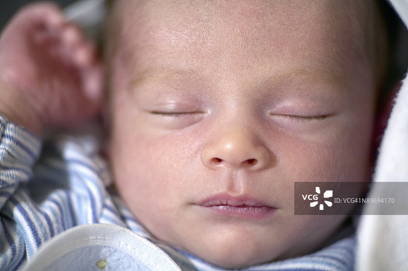 宝宝睡觉图片素材