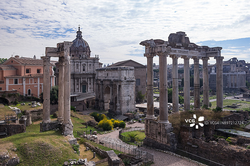 晨光中的罗马广场图片素材