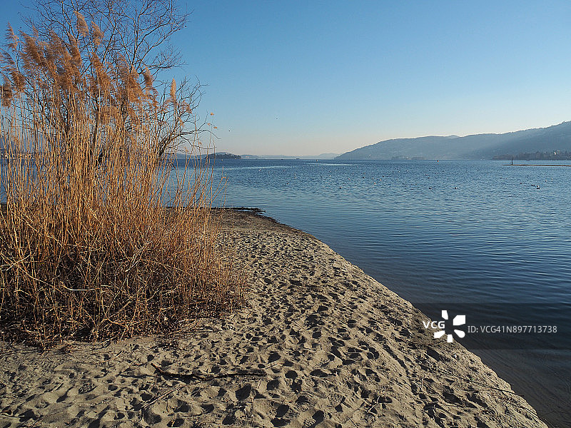 托切河河口的小海滩图片素材