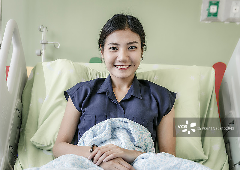 快乐的病人图片素材