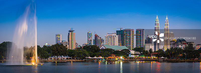 吉隆坡摩天大楼城市景观全景图片素材
