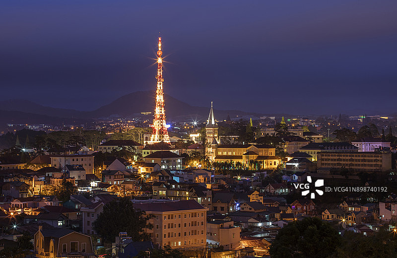 越南大叻城市夜景图片素材