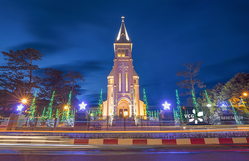 大叻大教堂圣诞之夜图片素材