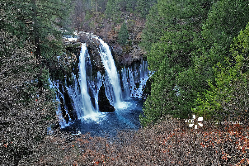 伯尼瀑布图片素材