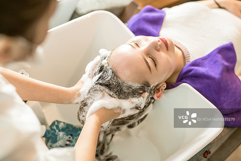 洗头发图片素材