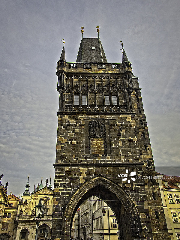 通往查理四世大桥的塔门图片素材