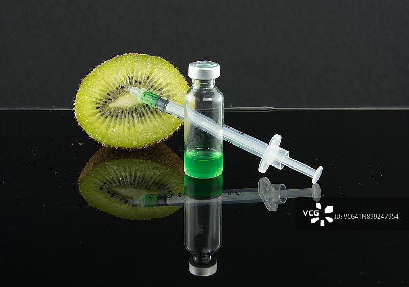 越来越多的人使用手机搜索猕猴桃基因实验图片素材